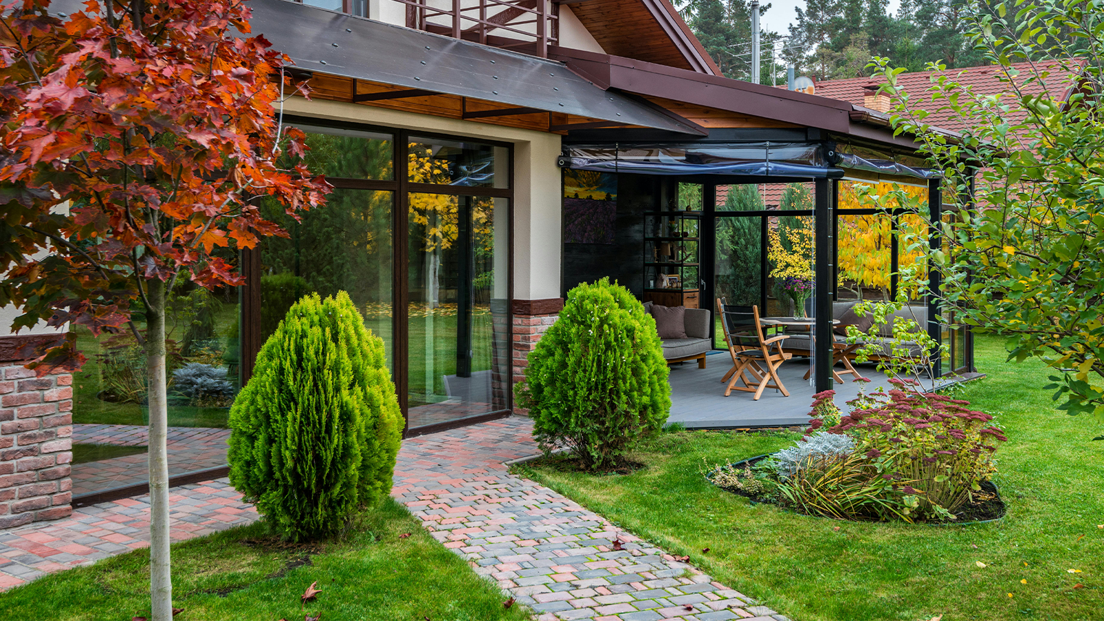 Fall Clean-Up: Preparing Your Landscape for Winter
